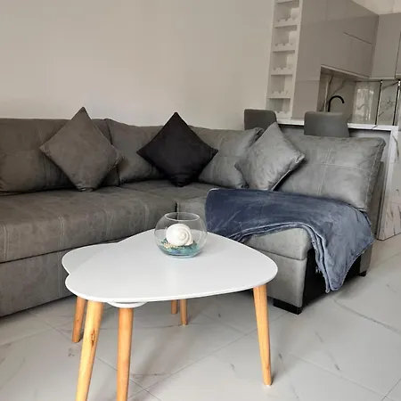 Apartment Vlora's White Pearl *